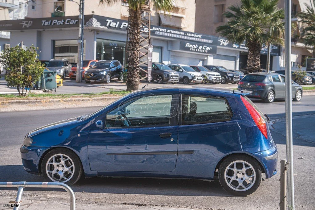 Fiat Punto 2001 1.2 16V — πλαϊνή όψη